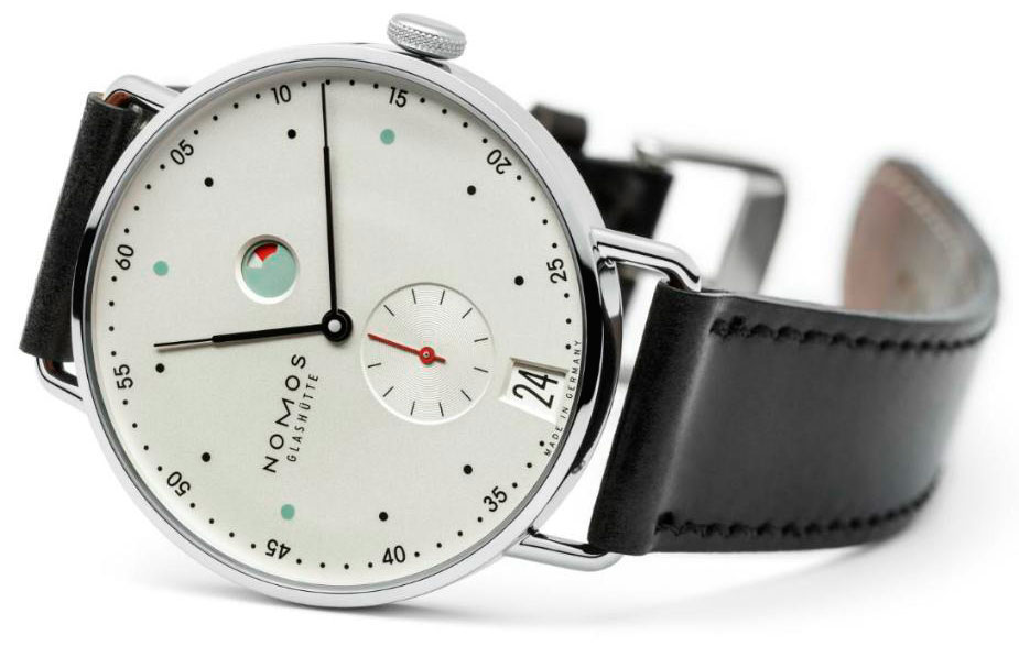 Часы Metro Datum Gangreserve от Nomos