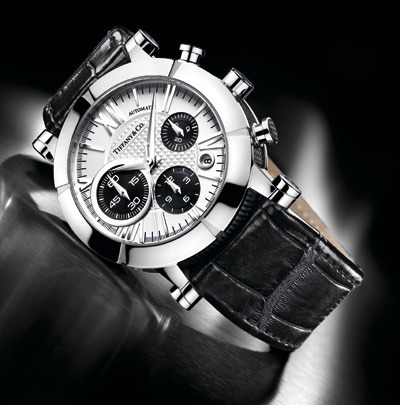 Мужские часы Tiffany & Co Atlas Chronograph демонстрируют всю свою мужественность. В этих эксклюзивных часах сочетаются серьезные тона и экстрамодные мотивы.