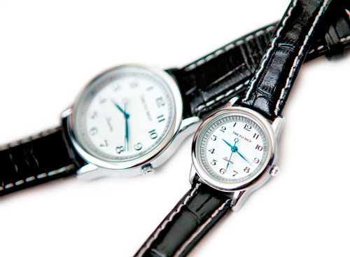 часы наручные обратного хода Time Fly Back («время летит назад») от корейского бренда TFB