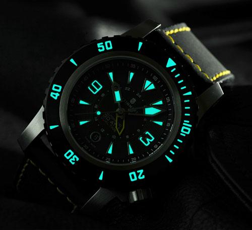  Triton 30 Atmospheres Dual Time  Steinhart