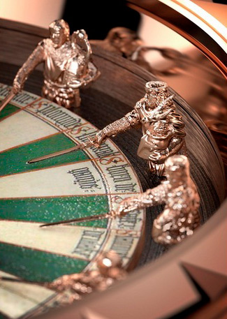 часы Excalibur Table Ronde