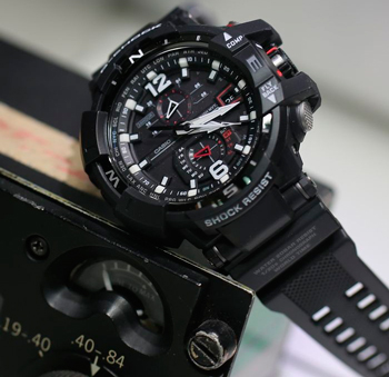 Часы G-SHOCK Gravity Defier GW-A1100 от Casio