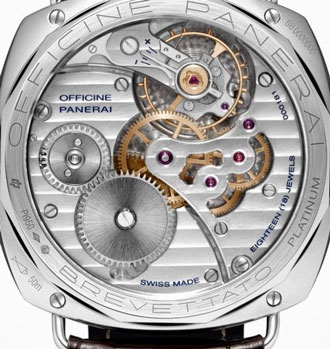 задняя сторона часов PAM 521 Radiomir Platino