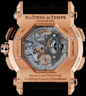 задняя сторона часов Maîtres du Temps Chapter One Round Transparence