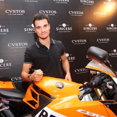 Победитель Гран-При Малайзии Дани Педроса представил часы Cvstos