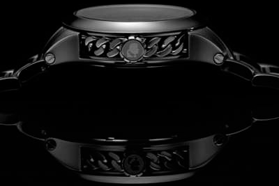 Новая линия моделей от Karl Lagerfeld