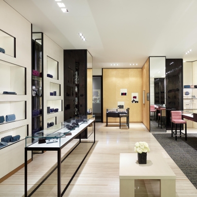Первый бутик Chanel в Санкт-Петербурге