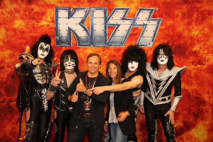 Группа KISS Band с главой Zenith мистером Дюфуром