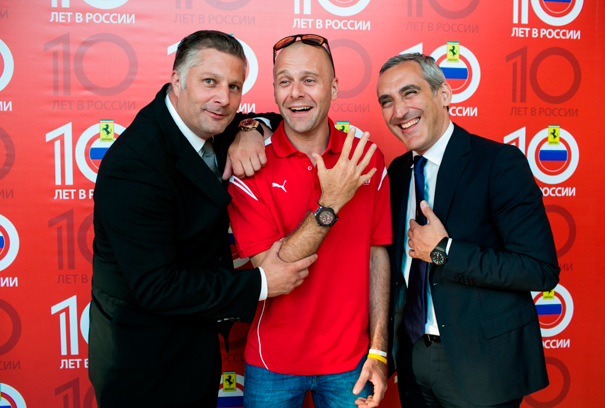 10-летие Ferrari в России: лимитированные часы Big Bang Ferrari от Hublot 