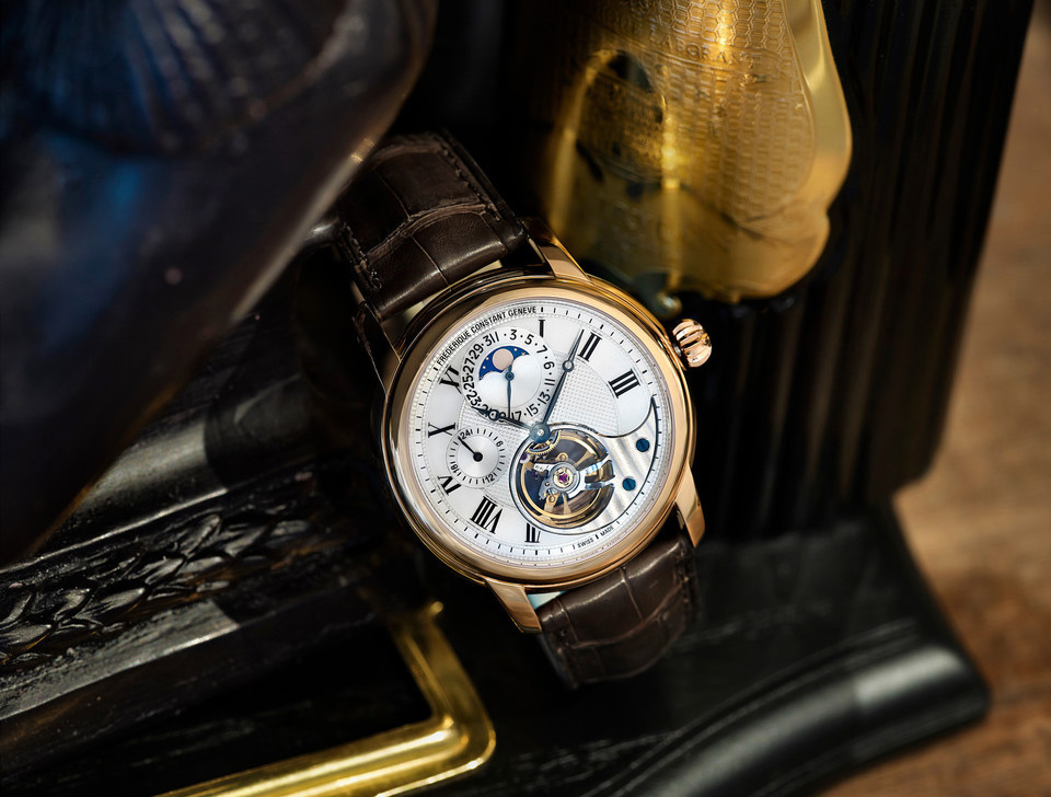 Новинка Heart Beat Manufacture Calibre FC-945 Silicium Limited Edition от Frederique Constant 