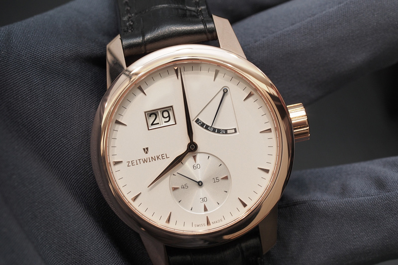 Часы 273° от Zeitwinkel Часы 273° от Zeitwinkel