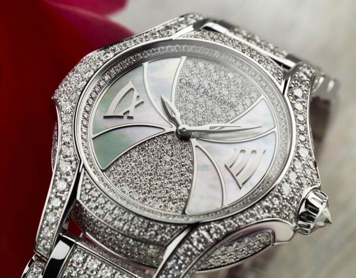 Часы Pathos Diva Joaillerie от Carl F. Bucherer	