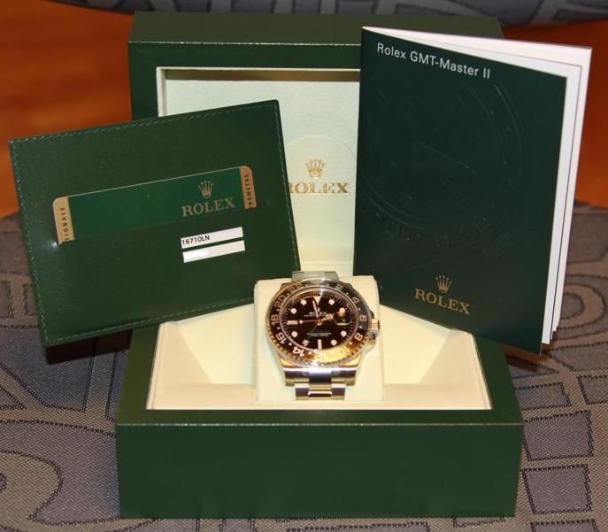 часы Rolex GMT-Master II 116710LN