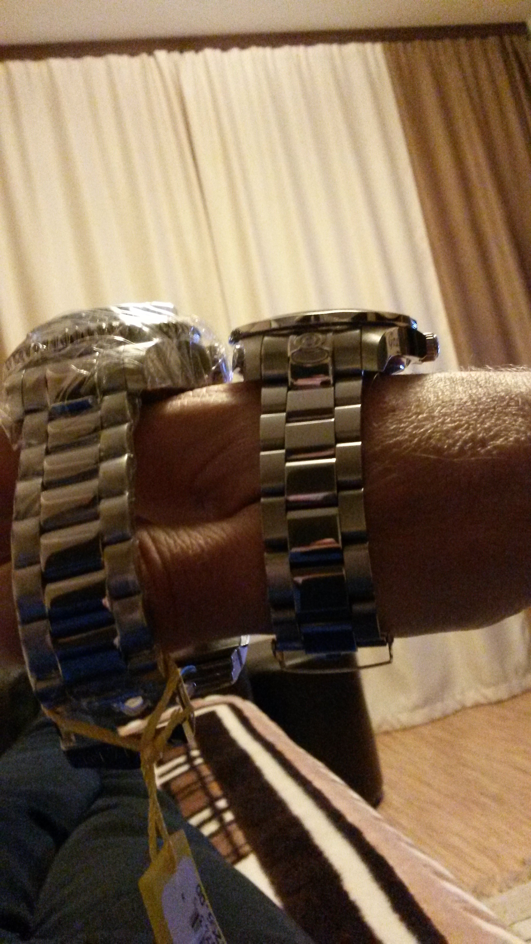 часы Invicta INVICTA HYDROMAX GMT 1000 метров погружен! Швейцария!