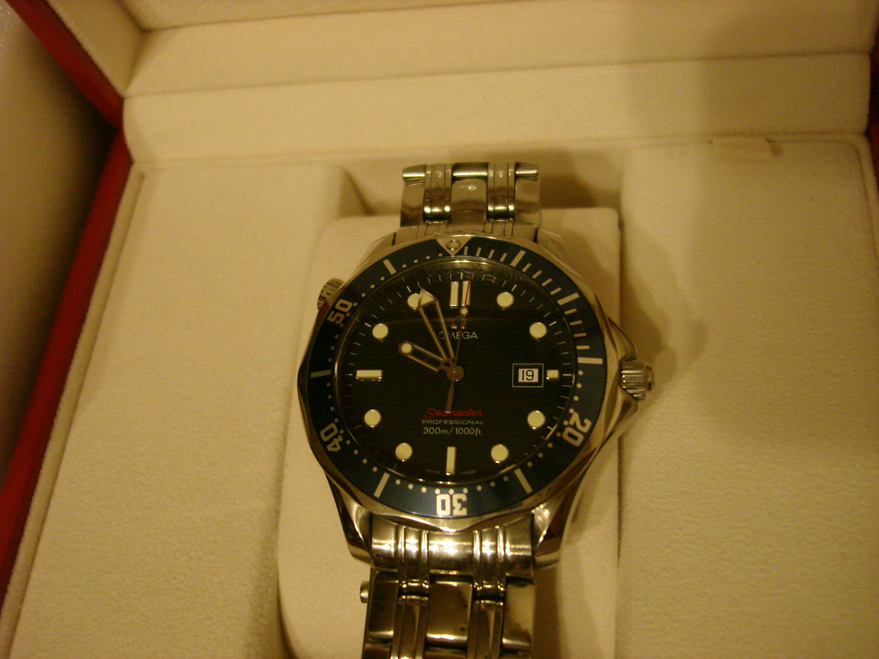  Omega Omega Seamaster 300 m Quartz