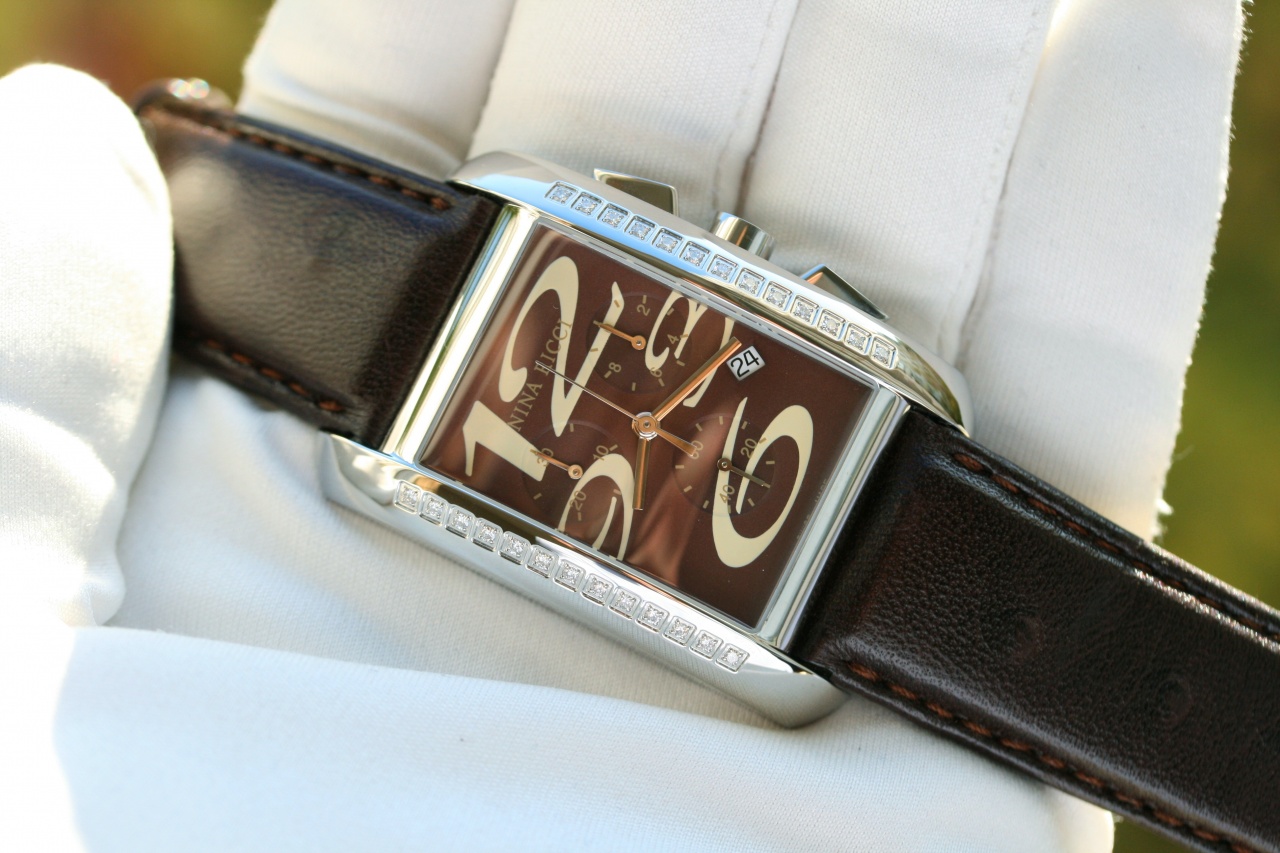 часы Nina Ricci Nina  Ricci шик