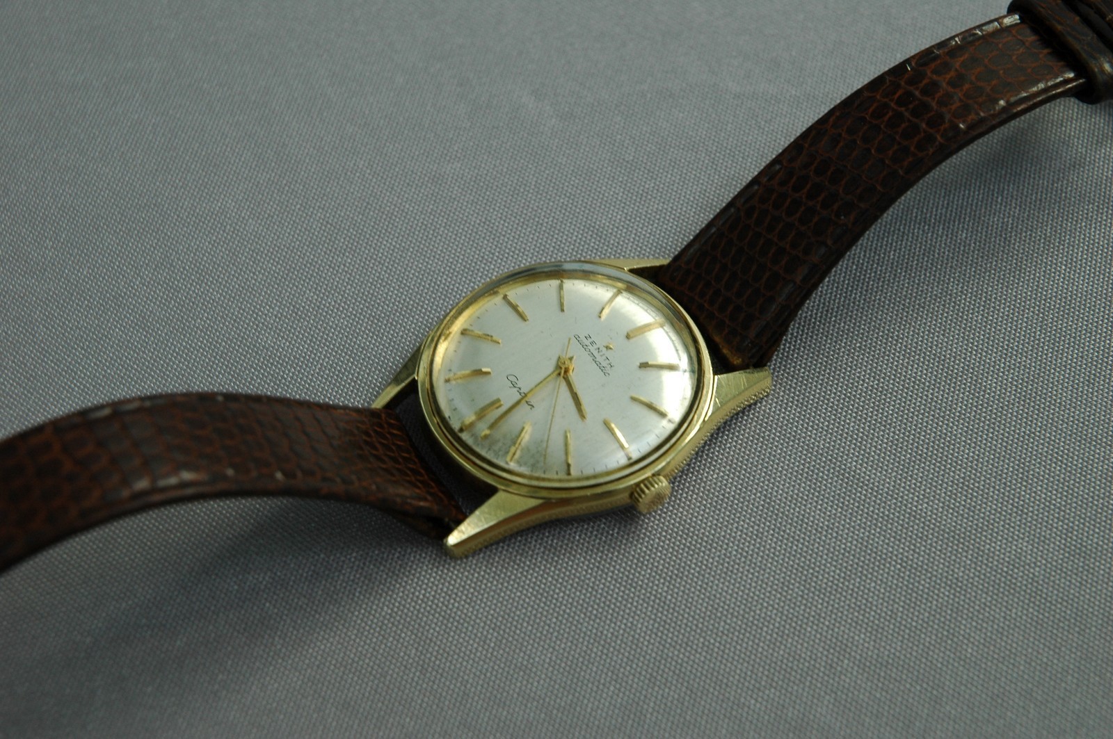 часы Zenith captain