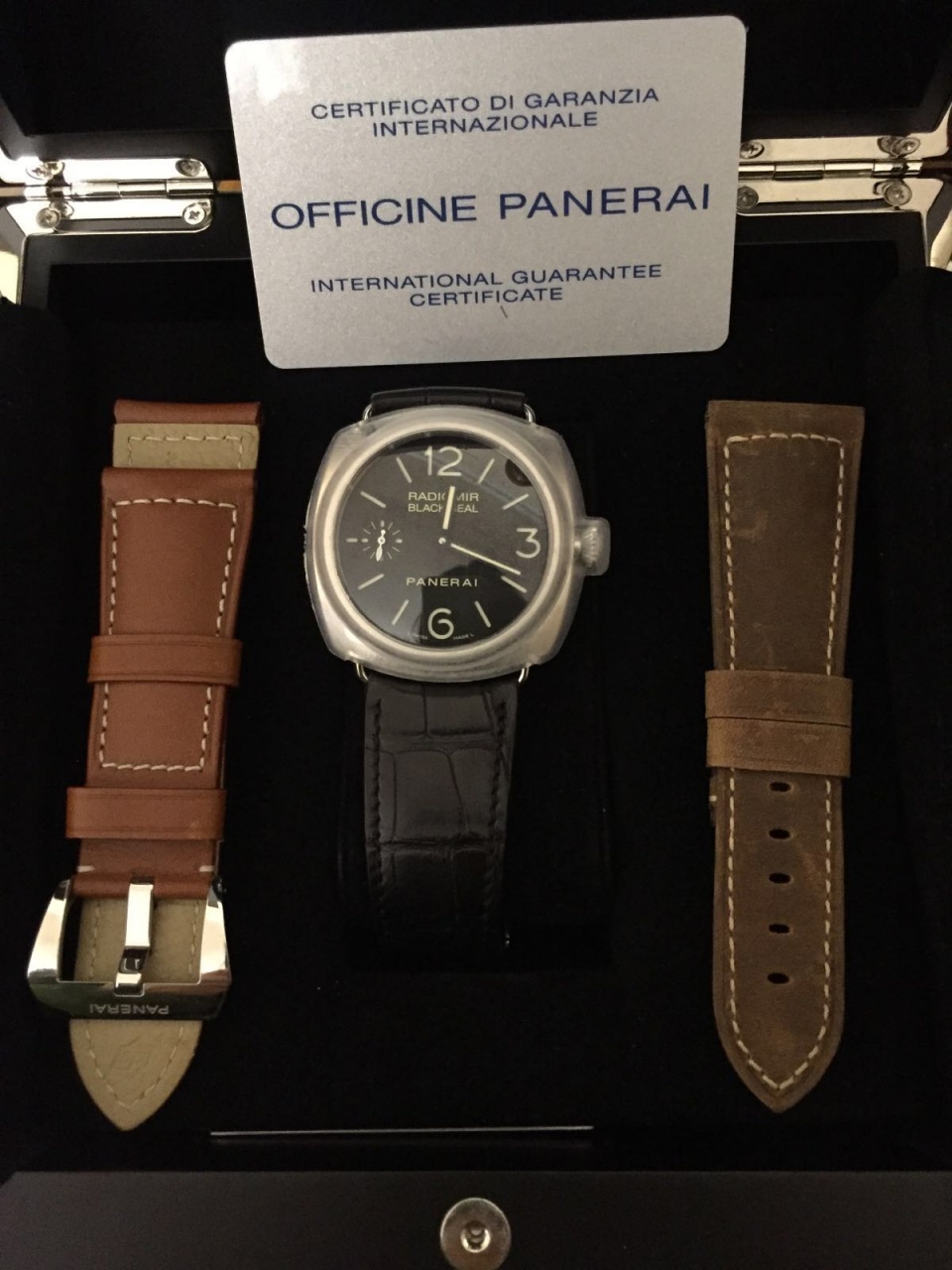 часы Panerai Panerai - Radiomir Black Seal