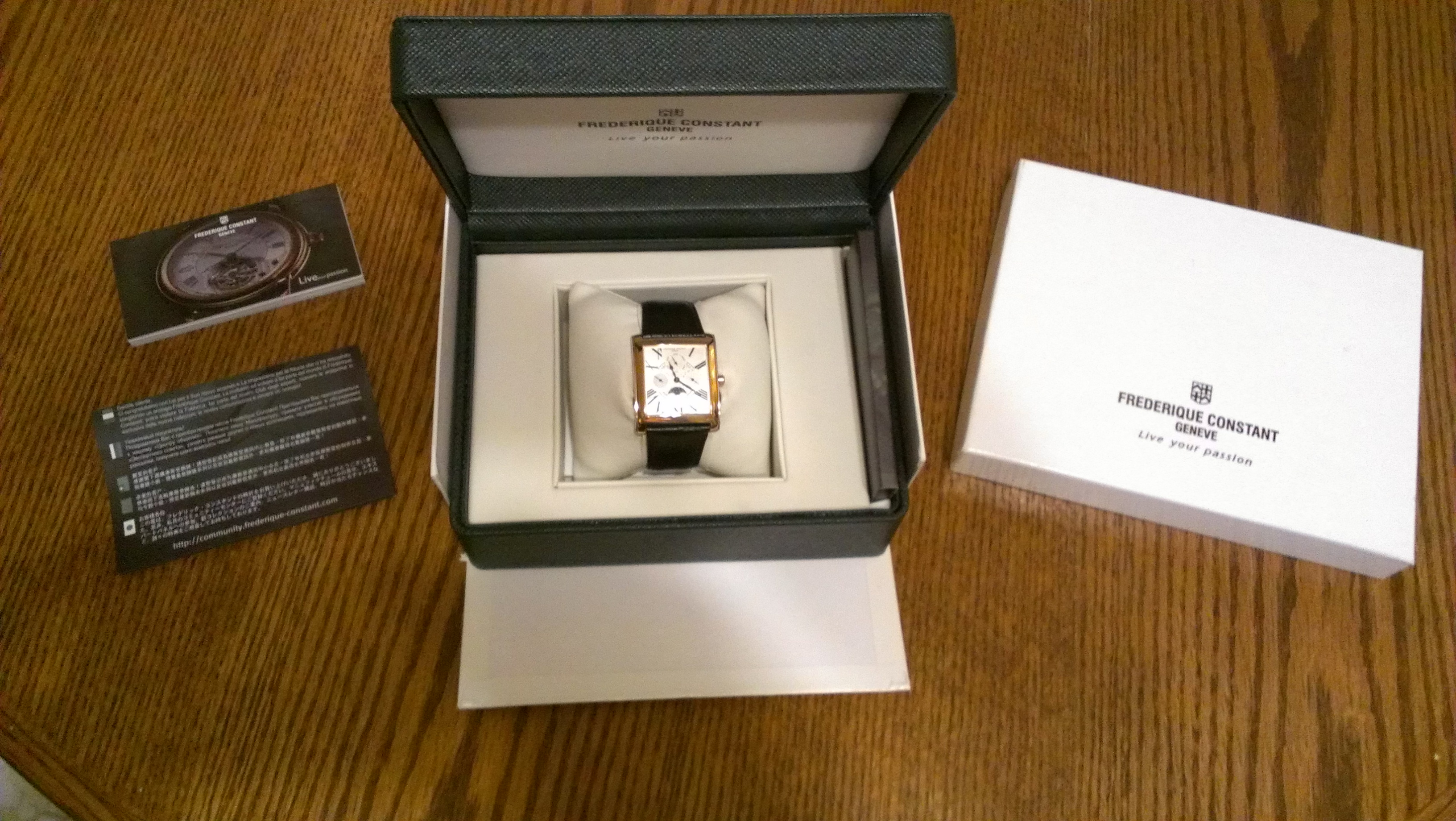 часы Frederique Constant Persuasion Moonphase Carree