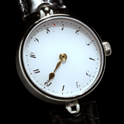 часы Angular Momentum Montre à Tact & Souscription