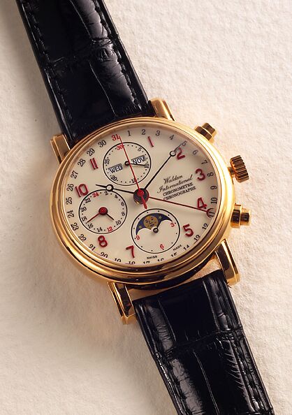  Waldan International Chronograph Chronometer