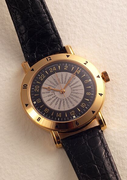 часы Waldan International World Time Chronometer