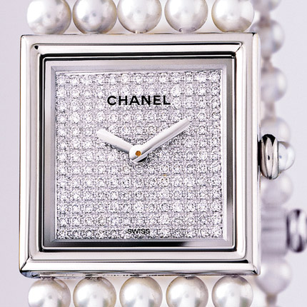 часы Chanel Or blanc 18 carats