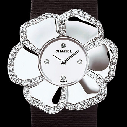  Chanel Or blanc 18 carats / Pétales sertis diam