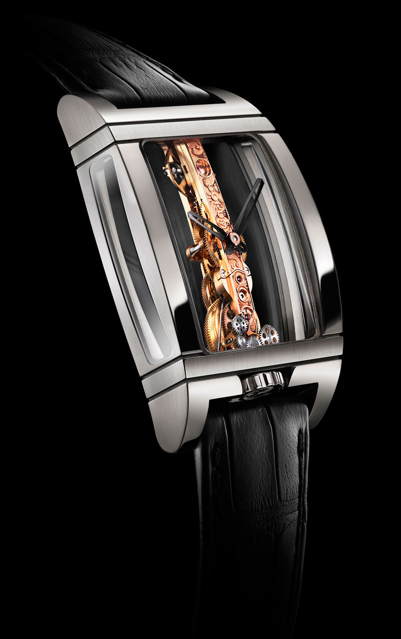 часы Corum Golden Bridge Titanium Limited