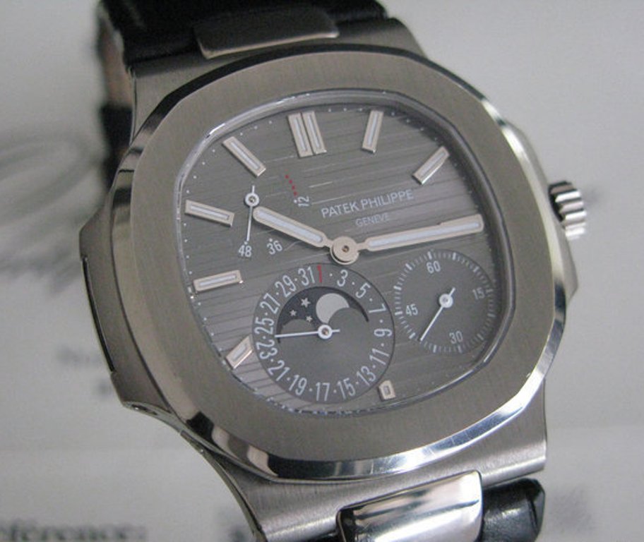  Patek Philippe Nautilus Mens