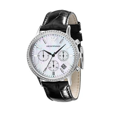  Emporio Armani Classic Women