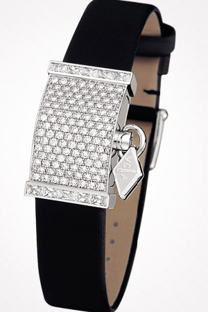 часы Van Cleef & Arpels Secret  Pavee