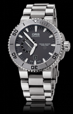 Oris Aquis Titan Small Second, Date