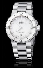 Oris Aquis Date