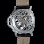 часы Panerai Luminor Base 44mm