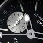 часы Panerai Luminor GMT