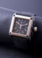  Baume & Mercier Hampton Square